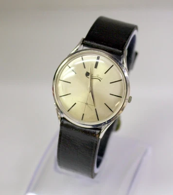 Vintage LUCIEN PICCARD Solid 14k White Gold 33mm Men's Watch - Image 1 of 4