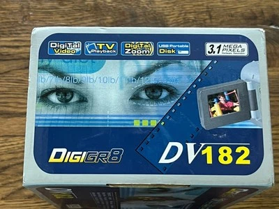 DigiGr8 DV182 Handheld MPEG4 Camcorder Silver Tested - Image 1 of 4