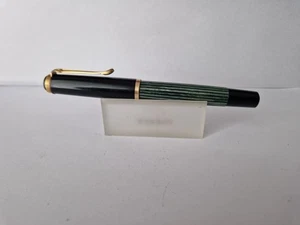 Pelikan 400-Green Striped Fountain Pen-Nib 14 k -585 - Broad BBB Nib - Picture 1 of 8