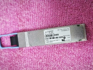 Juniper QSFPP-4X10GE-LR 740-057315 SMF 10km 1310nm JNP-QSFP-4X10GE-LR - Bild 1 von 1