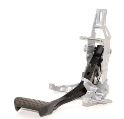 Audi S4 B6 2005 | Pedal de freno y montaje | 8E1721117A 8E1723140 Foto 1 de 2