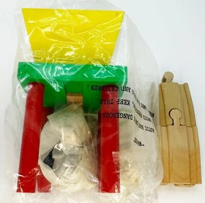 Brio Thomas compatible 7-piece wood train set - hopper and trucks NEW - Picture 1 of 4