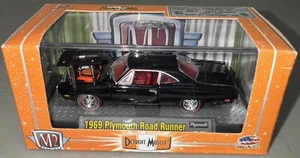 M2 Machines 1:64 Detroit Muscle R3 09-05 1969 Plymouth Road Runner Premier Ed - Picture 1 of 10