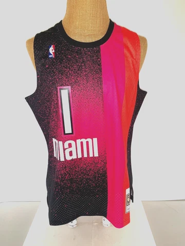 NBA Miami Heat Chris Bosh Mitchell & Ness Swingman Jersey Men's Large NEW Cover