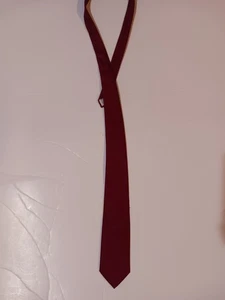 McDonnell Douglas Krawatte C-17 Globemaster 3 Militär Transportflugzeug rot  - Bild 1 von 6