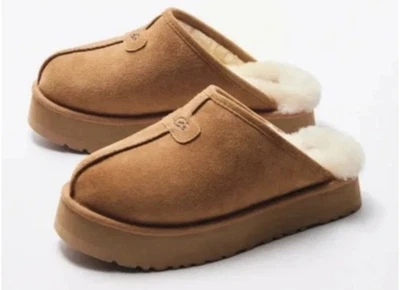 UGG Discoquette 正品剪羊毛拖鞋女式 7 栗色 MSRP $110 — 第 1/4 张图片