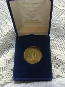 Moneta medaglia preghiera Wakantanka Lakota scuola indiana di San Giuseppe con scatola - Foto 1 di 7
