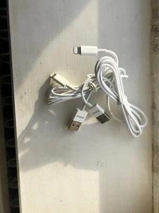 2 X Cables For iPhone 5,6,7,8,10 iPad Charger Lead Cable Wholesale Job Lot White - Zdjęcie 1 z 3
