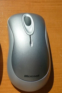 Microsoft Wireless Optical Mouse 2000 Model 1067 - Triple Silver - NO RECEIVER - Picture 1 of 8