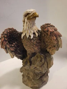 8.5" Resin Bald Eagle Figurine - Picture 1 of 4