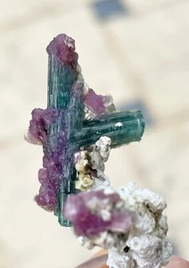 Turmalina rosa azul cultivada transversalmente excepcional Minas Gerais Brasil - Imagen 1 de 3