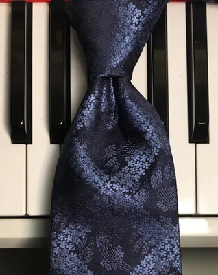 UNGARO / Designer Couture Sapphire Blue Floral Diamond Plaid Italian Silk Tie - Image 1 of 4