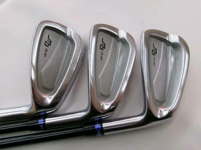 Juego de palos de golf para diestros Miura Giken CB-301 hierro 7-9+Pw+Gw ATTAS FF 75 5 piezas Foto 1 de 4
