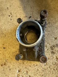 Jeep YJ 90-95 AX5 Transmission Shift Tower Shifter House base w/ BOLTS FREE SHIP - Picture 1 of 16