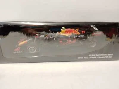 MINICHAMPS Red Bull RB16B #11 Perez Winner Azerbaijan Gp 2021 1/18 110210711 - Photo 1/2