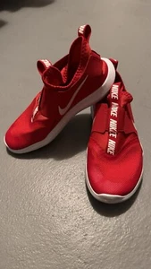 Nike Unisex Kinder Flex Runner Rot - Bild 1 von 5