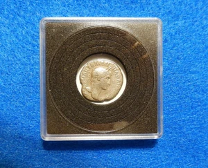 Moneda Denario de Plata Antigua Romana Adriana 125-128 dC 2,8 gramos, 18 mm - Imagen 1 de 6