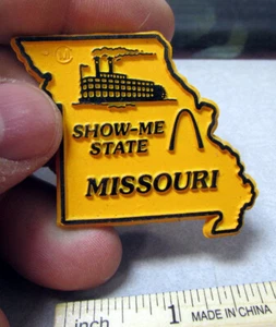 Collectable rubber flexible fridge magnet Missouri state shape 2 x 2 inches - Picture 1 of 1