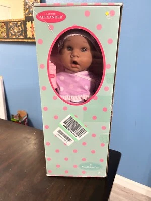 Muñeca Madame Alexander Baby 16" Middleton Piel Mediana Tonificada con Conjunto Esencial Foto 1 de 4