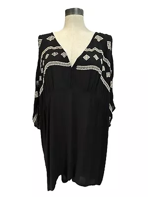 Ropa de playa AMUSE SOCIETY Natación Encubrimiento Talla XS/S Negro Dorado Geométrico Bordado Foto 1 de 4