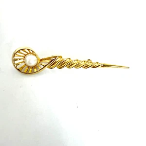 Vintage Elegant Gold Tone Nautilus Brooch Lapel Pin Faux Pearl Spiral - Picture 1 of 4