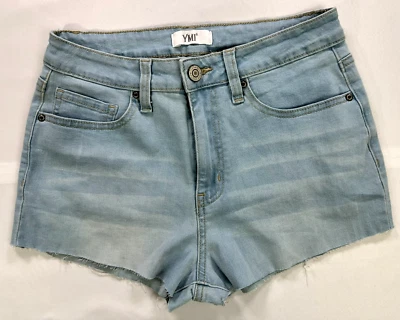 Pantalones cortos de mezclilla para mujer YMI lavado ligero tiro bajo corte - talla 9 Foto 1 de 4