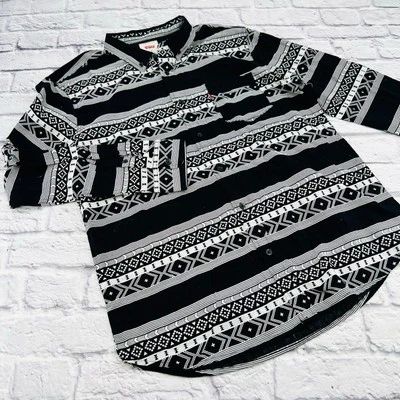 LEVI'S Men's Regular Fit Aztec Geometric Print Button Front Shirt XL Black - Image 1 of 4