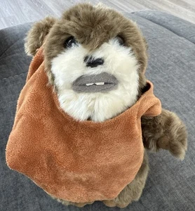 Peluche Ewok 9" Lucasfilm Star Wars Parques Disney 2012 - Imagen 1 de 6