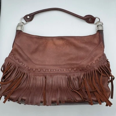 Bolso de Mano Hobo B Makowsky Marrón Cuero Genuino Flecos Foto 1 de 4