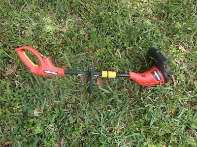 UT41112 Homelite 13" 4 Amp Straight Electric String Trimmer - SN None - Image 1 of 3