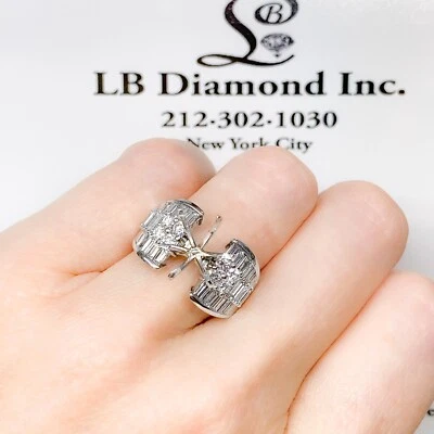 SEMI MOUNT ENGAGEMENT RING ROUND & BAGUETTE DIAMONDS 1.98 CT IN 18 K WHITE GOLD - Image 1 of 4