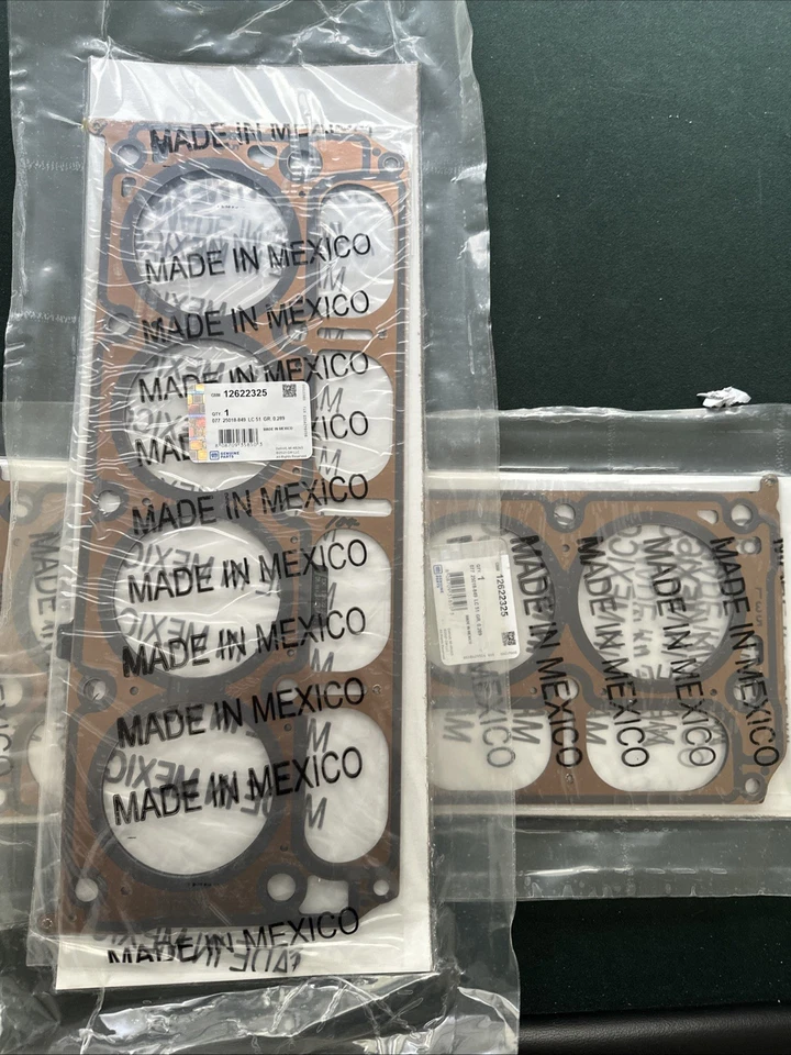 Chevy 5.3 Liter LS Engine Cylinder Head Gasket PAIR Of 2 Mahle Original 54996 - Image 1 of 2