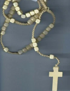 Necklace With Cross Wood Rosary Light Tan Bead Crucifix - Mens Womens  - Picture 1 of 3