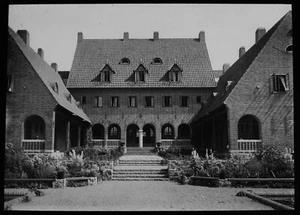 VINTAGE Magic Lantern Slide HOTEL IN BASTAD C1930 PHOTO SWEDEN Båstad - Picture 1 of 2