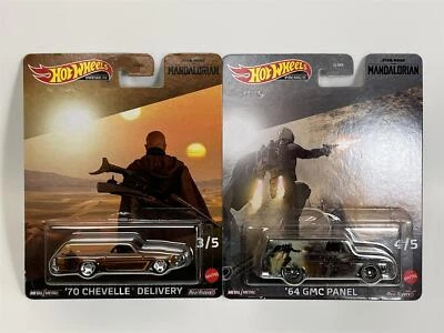 Hot Wheels Star Wars The Mandalorian 2 Auto Set Vera Piloti 1:64 DLB45 979T - Immagine 1 di 3