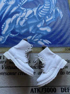 Botas de Combate Dr Martens 1460 Pascal Mono Cuero Blanco Mujer’s Talla 6 Botines Docs Foto 1 de 4