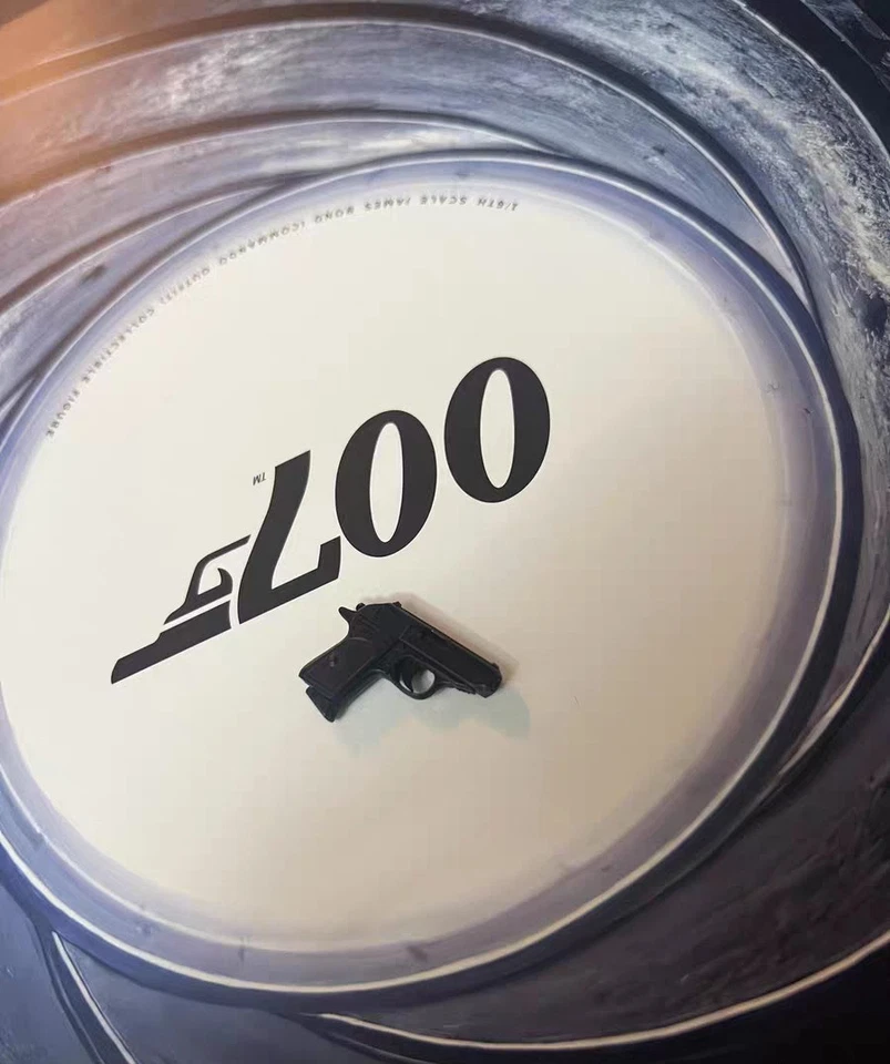 1/6 Pistol Figure Hot Toys HT MMS804 No Time To Die James Bond Commando Outfit - Image 1 of 1