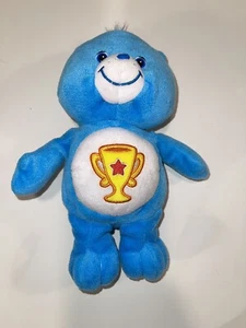 Taza trofeo Care Bear Champ 10" oso de peluche azul 2003 buen estado - Imagen 1 de 9