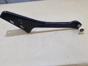 FORD TRANSIT CONNECT MK2 DRIVER Side O/S Sliding Door Top Roller DT11-V25028-AD - Picture 1 of 9