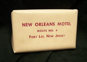 VINTAGE ADV NEW ORLEANS MOTEL/FORT LEE, NEW JERSEY~SOUVENIR TRAVEL MINI SOAP - Picture 1 of 2