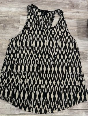 Camiseta sin mangas H&M para mujer pequeña ligera fluida con espalda geométrica nude negra Foto 1 de 3