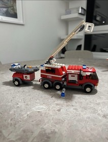 LEGO CITY: Fire Truck (7239)