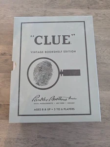 CLUE Vintage Bookshelf Edition Board Game BRAND NEW - Picture 1 of 3