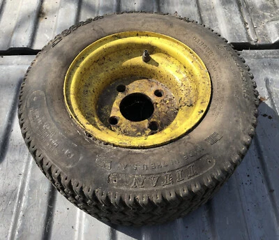 Neumático de césped Titan y llanta de 4 orejetas 16x6,50-8 rueda trasera para cortacésped John Deere Exmark Foto 1 de 4