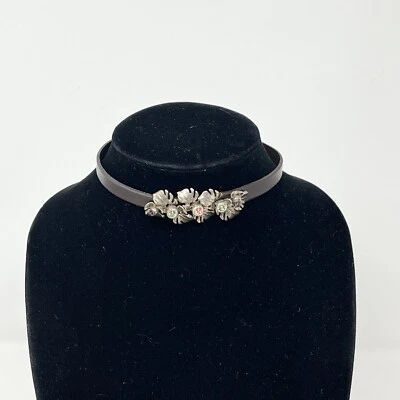 Collar Gargantilla Envolvente Collar Ajustable Flor Cristal Hojas Cuero Uno de 50 Foto 1 de 4