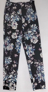 NWT Time and Tru Adult Women Size 4 Black / Floral Ultra Low Rise Carrot Legging - Picture 1 of 4