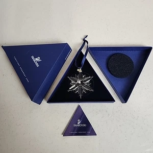 SWAROVSKI 2006 ANNUAL EDITION SNOWFLAKE CRYSTAL CHRISTMAS ORNAMENT IN BOX - Bild 1 von 6