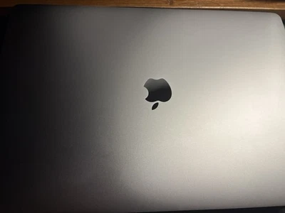 Macbook pro 16” Usato Pochissimo - Immagine 1 di 4