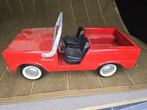 Vintage NYLINT Toys Bronco 1960s N8200 Red Vacationer - No Trailer - Picture 1 of 6