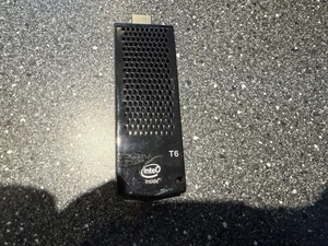 INTEL T6 Mini PC Stick Intel Atom Z8350 64GB EMMC 4GB RAM WINDOWS 10 #5F - Picture 1 of 6